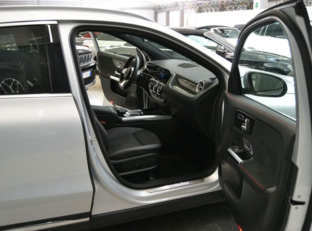 Mercedes-Benz GLA 250 Automatic 4Matic Premium Amg Unico Proprietario** - foto 4 di 4