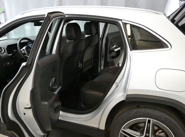 Mercedes-Benz GLA 250 Automatic 4Matic Premium Amg Unico Proprietario** - foto 3 di 4
