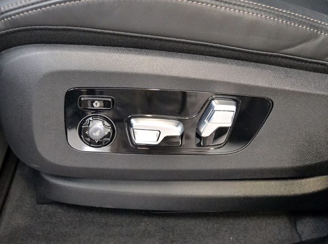 BMW X7 xDrive30d MSPORT 7pti KM 10.000 Unico Proprietario - foto 3 di 4