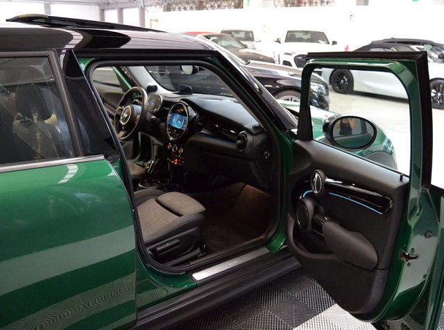 MINI Cooper 1.5 Classic 5 porte Tetto-Harman Kardon-Led-Hud** - foto 4 di 4
