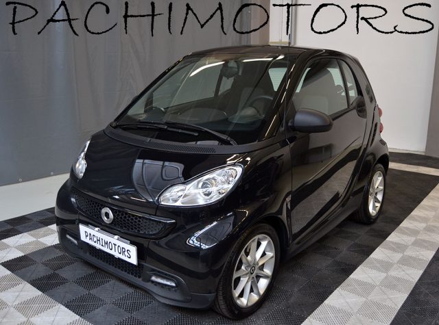 smart forTwo 1000 52 kW MHD coupé pure SERVOSTERZO usato a MONZA