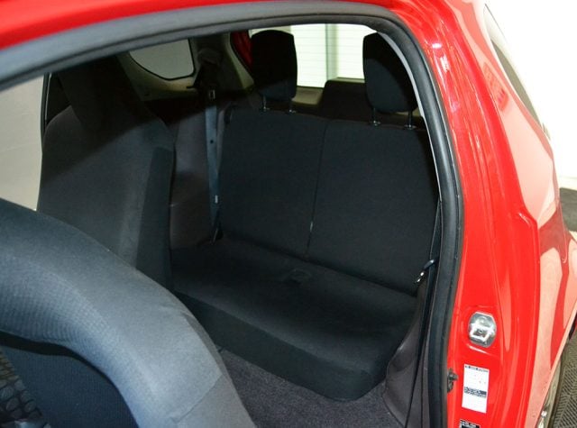 Toyota iQ 1.0 Sol Automatica Unico Proprietario Km 48.500 - foto 4 di 4