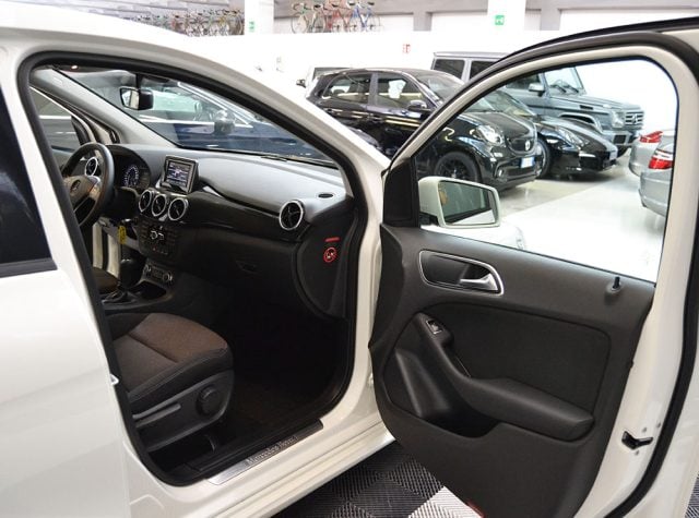 Mercedes-Benz B 180 Executive "Km 15700-Tagliandi MB-1 Proprietario" - foto 4 di 4