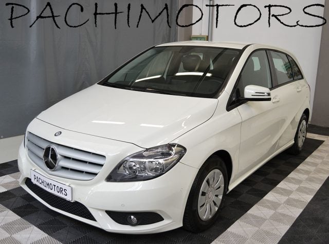 Mercedes-Benz B 180 Executive "Km 15700-Tagliandi MB-1 Proprietario", del 2013, 15.700 km, in vendita a Monza (MB)