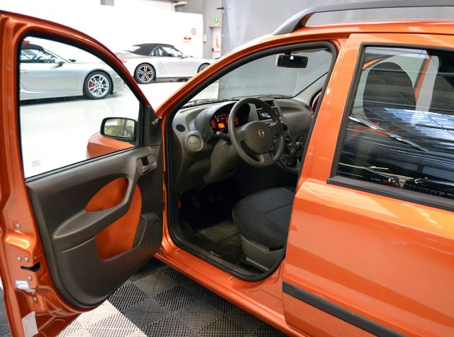 Fiat Panda 1.2 Dynamic Ok Neopatentati - foto 2 di 4