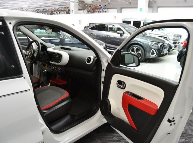 Renault Twingo 1.0 SCe Energy Navi-Retrocamera-Cerchi Da 16" - foto 4 di 4