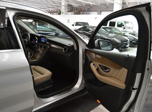 Mercedes-Benz GLC 220 d 4Matic Sport "Pelle-Led-Distronic-Pdc-1 Propr" - foto 4 di 4