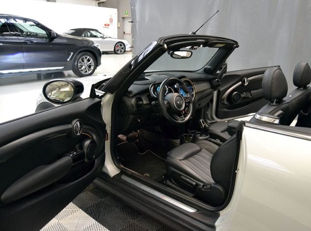 MINI Cooper S Cabrio 2.0 Yours Automatica Cabrio-HUD-Pelle-Cerchi 18" - foto 2 di 4