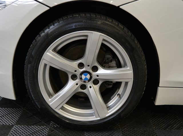 BMW Z4 sDrive20i Pelle Rossa - Xenon - Pdc, del 2012, 100.000 km, in vendita a Monza (MB)