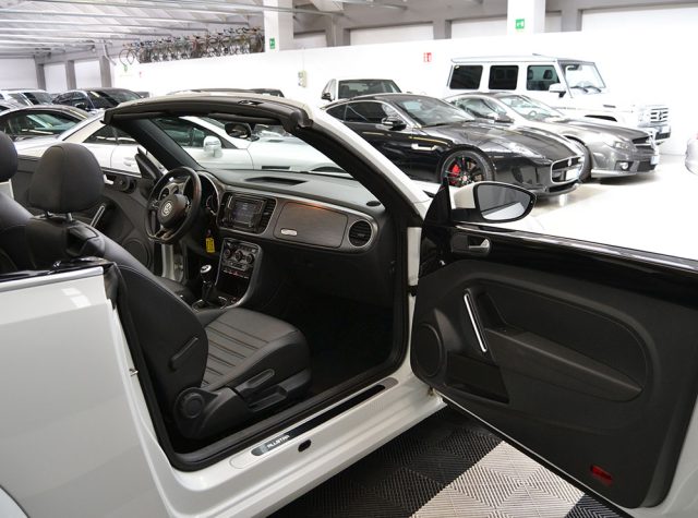 Volkswagen Maggiolino Cabrio 1.2 TSI BMT AllStar-Pelle-Xenon-Cerchi 18" - foto 3 di 4