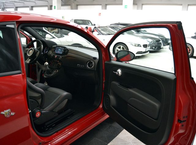 Abarth 695 1.4 Turbo T-Jet 180CV Competizione Service Abarth* - foto 3 di 19