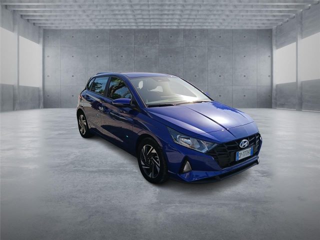 Hyundai i20 3ª serie 1.2 MPI MT ConnectLine, del 2023, 31.248 km, in vendita a Bari (BA)