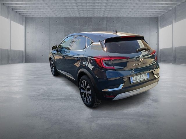 Renault Captur 2ª serie Full Hybrid E-Tech 145 CV Techno - foto 3 di 4
