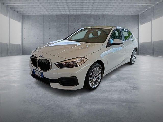 BMW 116 Serie 1 (F40) d 5p. Business Advantage - foto 3 di 4