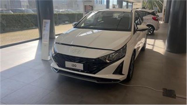 Hyundai i20 3ª serie 1.0 T-GDI Connectline km 0 a BARI