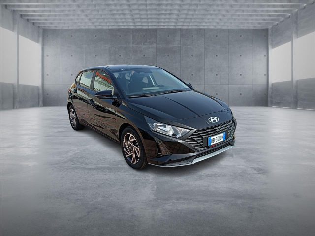 Hyundai i20 3ª serie 1.2 MPI MT Connectline km 0 a BARI