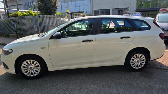 Fiat Tipo SW 1.4 Lounge 95 CV OK NEOPATENTATI - foto 3 di 4