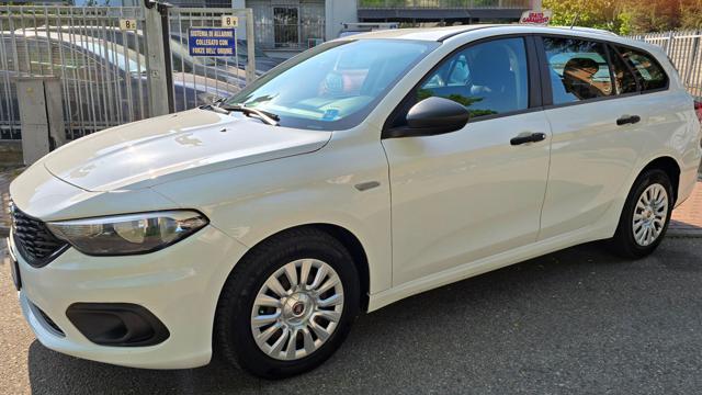 Fiat Tipo SW 1.4 Lounge 95 CV OK NEOPATENTATI - foto 2 di 4