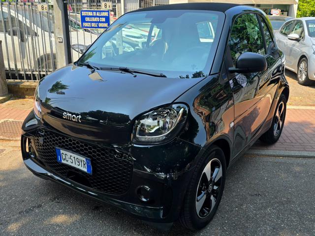 smart forTwo EQ Parisblue OK NEOPATENTATI usato a OPERA