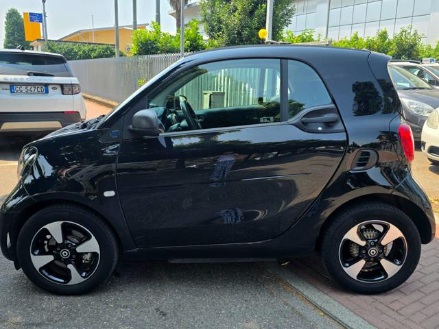 smart forTwo EQ Parisblue OK NEOPATENTATI - foto 3 di 4