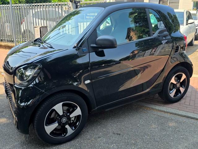 smart forTwo EQ Parisblue OK NEOPATENTATI - foto 2 di 4