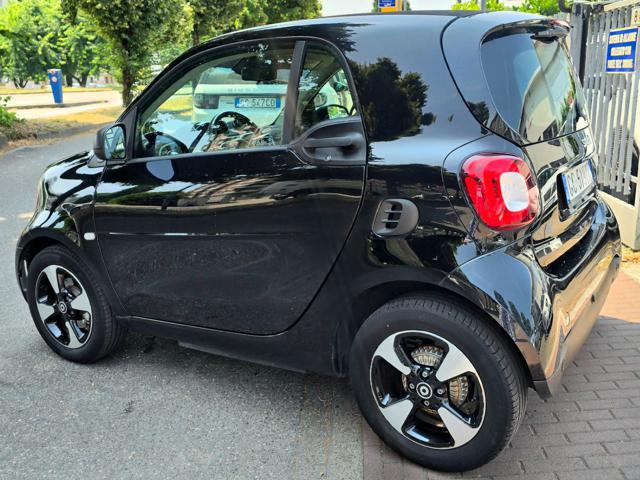 smart forTwo EQ Parisblue OK NEOPATENTATI - foto 4 di 4