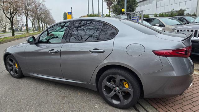 Alfa Romeo Giulia 2.2 TD AT8 Executive 160 CV, del 2019, 118.000 km, in vendita a Opera (MI)