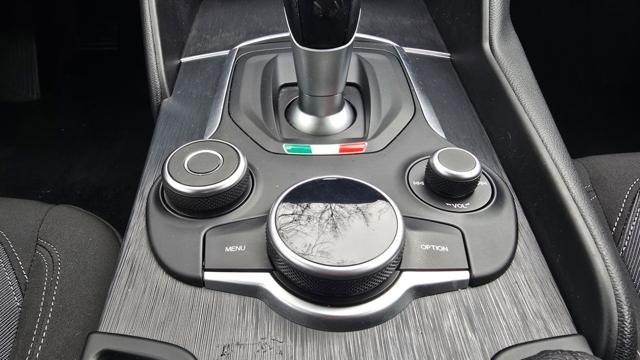 Alfa Romeo Giulia 2.2 TD AT8 Executive 160 CV usato a OPERA