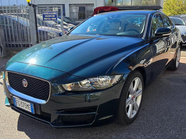 Jaguar XE 2.0 D Portfolio AWD 180 CV Auto, del 2017, 113.000 km, in vendita a Opera (MI)