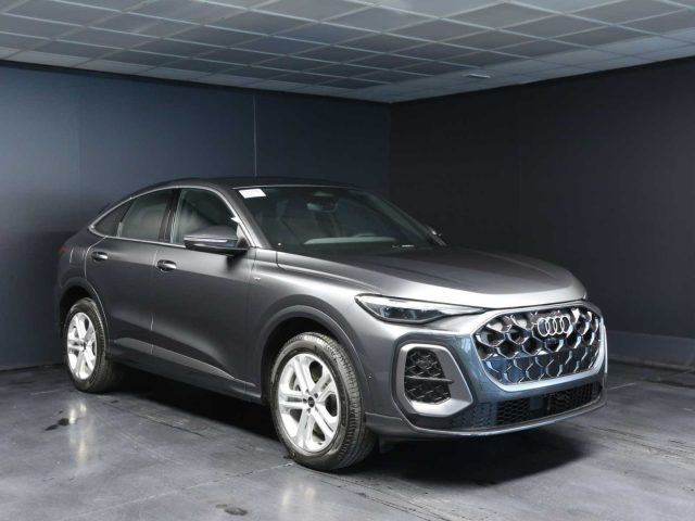 Audi Q5 40 TDI 204 CV quattro S tronic S line plus - foto 2 di 4