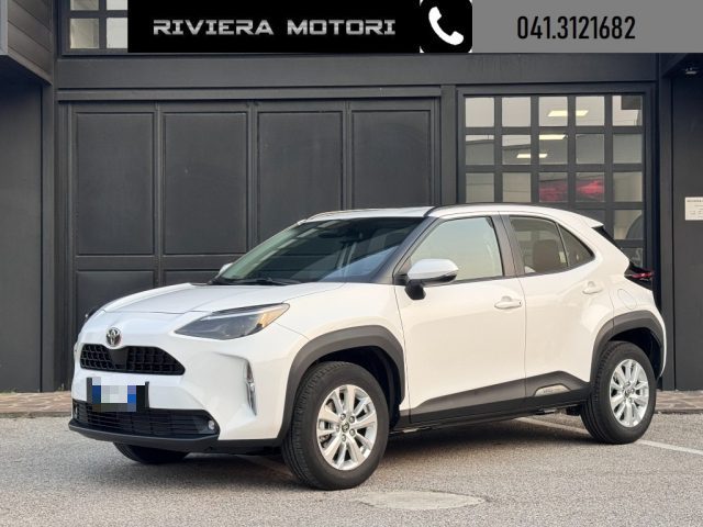 Toyota Yaris Cross 1.5 Hybrid 5p. E-CVT Active 115CV, del 2023, 37.000 km, in vendita a Dolo (VE)