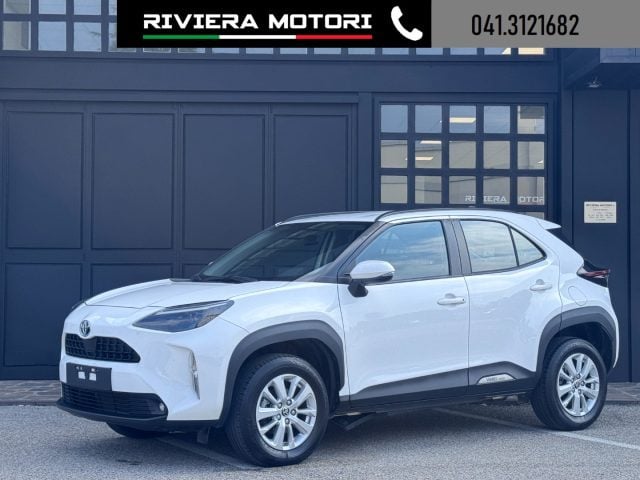 Toyota Yaris Cross 1.5 Hybrid 5p. E-CVT Active 115CV, del 2023, 37.000 km, in vendita a Dolo (VE)