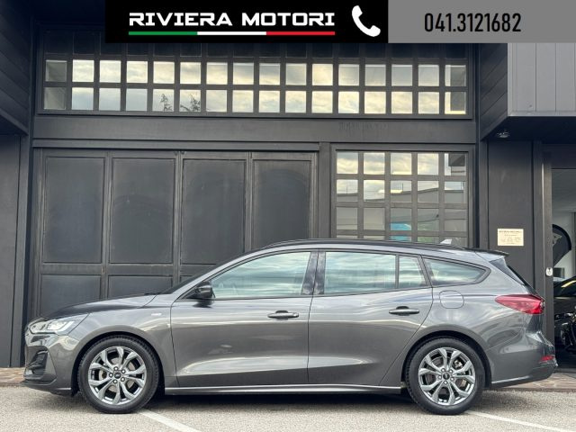 Ford Focus 1.5 EcoBlue 115 CV automatico SW ST-Line - foto 3 di 4