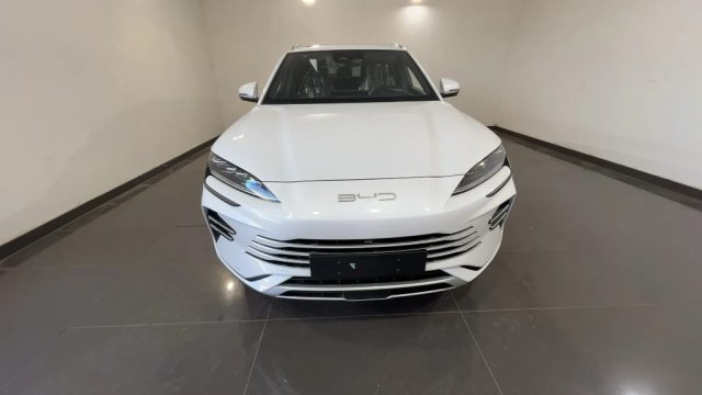 BYD Seal U DMi 1.5 218 CV PHEV Boost - foto 2 di 4