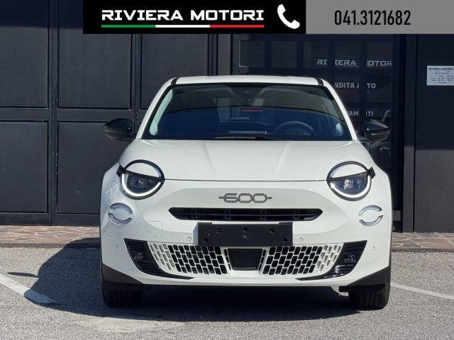 Fiat 600 Hybrid 145 CV DCT MHEV Pop - foto 2 di 16