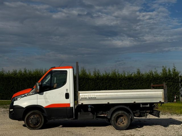 Iveco Daily 35C11 2.3 HPT PC-RG Cabinato - foto 3 di 4