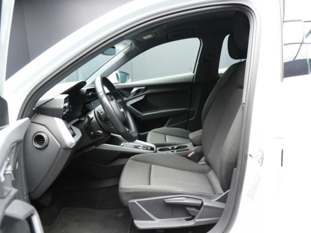 Audi A3 SPB 30 TDI S tronic S line edition - foto 3 di 4