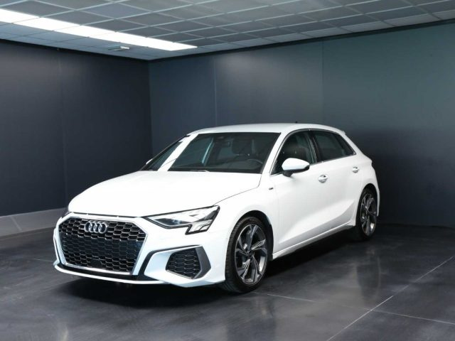 Audi A3 SPB 30 TDI S tronic S line edition, del 2023, 77.000 km, in vendita a Dolo (VE)