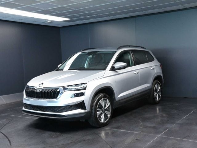 Skoda Karoq 2.0 TDI EVO SCR 115 CV DSG Executive, del 2024, 76.000 km, in vendita a Dolo (VE)