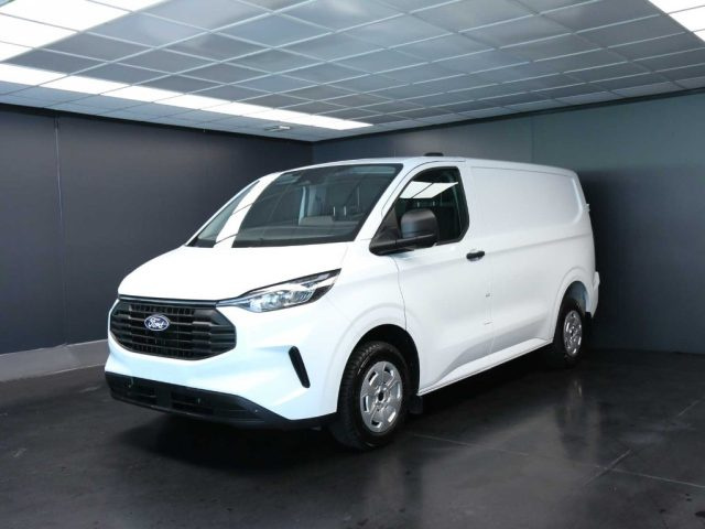 Ford Transit Custom 320 2.0 EcoBlue 136CV PC Furgone Trend, del 2024, 32.900 km, in vendita a Dolo (VE)