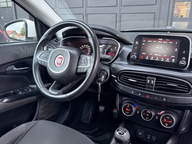 Fiat Tipo 1.6 Mjt S&S SW Lounge - foto 4 di 4
