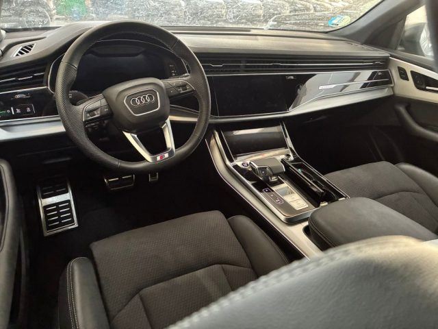 Audi Q8 SUV 50 TDI 286 CV quattro tiptronic S line edition usato a DOLO