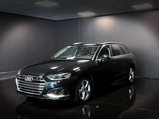 Audi A4 Avant 30 TDI/136 CV S tronic Business Advanced usato a DOLO