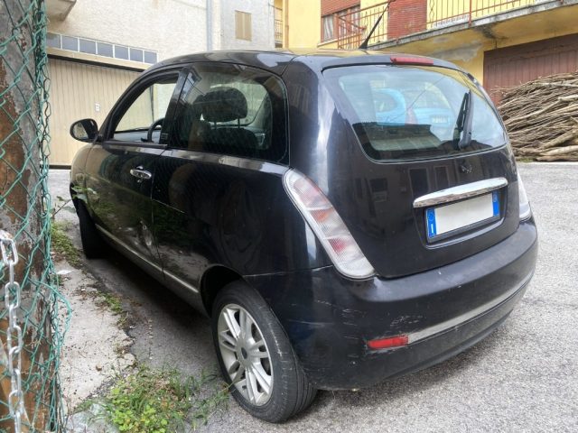 Lancia Ypsilon 1.2 69 CV Unyca GPL scaduto + fermo amministrativo - foto 2 di 4
