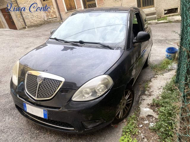 Lancia Ypsilon 1.2 69 CV Unyca GPL scaduto + fermo amministrativo, del 2012, 124.750 km, in vendita a Breganze (VI)