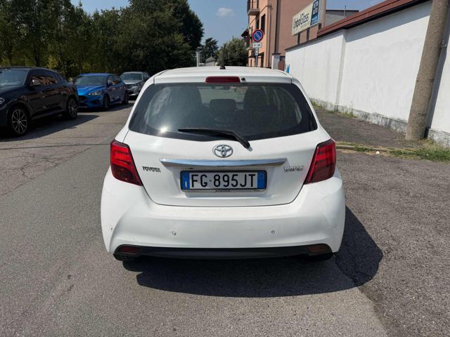 Toyota Yaris 1.0 5 porte Trend - foto 4 di 4
