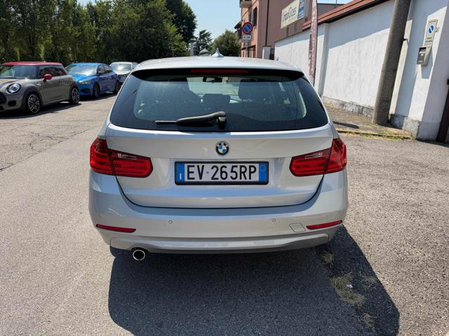 BMW 320 d Touring Sport - foto 4 di 4