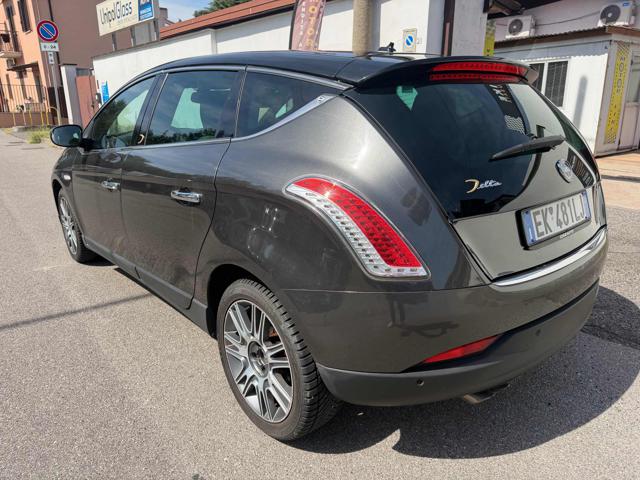 Lancia Delta 1.8 Di Turbo-Jet Sportronic Platinum - foto 3 di 12