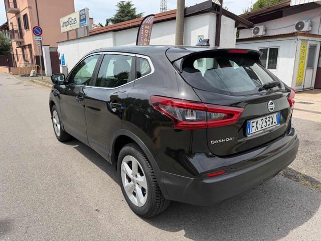 Nissan Qashqai 1.3 DIG-T 140 CV - foto 3 di 4