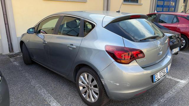 Opel Astra 1.6 115CV 5 porte Cosmo - foto 4 di 4